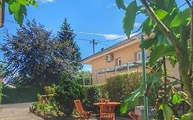 Aparthouse Macek