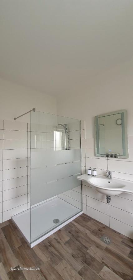 Appartamento Aparthouse Macek Lubiana Esterno foto